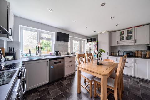 2 Basing Way, Chandler's Ford, Eastleigh, SO53 3PG