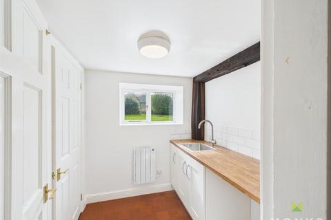 4 bedroom detached house to rent, Harmer Hill, Shrewsbury