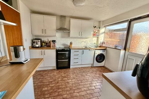 12 Burns Road, Daventry, NN11 9AX