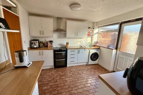 12 Burns Road, Daventry, NN11 9AX