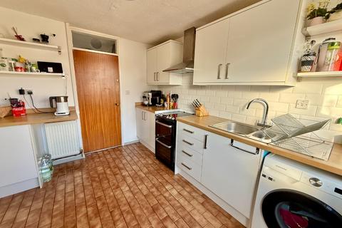 12 Burns Road, Daventry, NN11 9AX