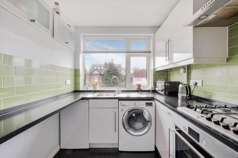 1 bedroom flat for sale, Temple Court, Epsom KT19