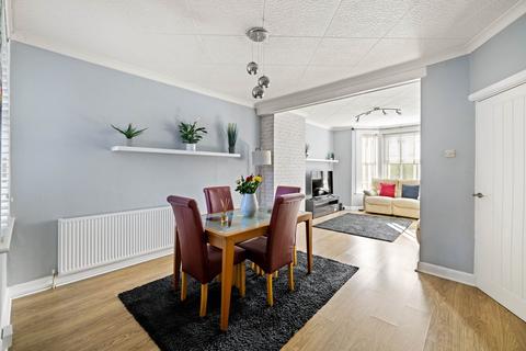 110 Elms Vale Road, Dover, CT17 9PF