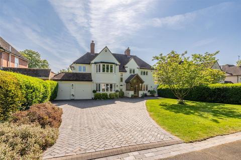 14 Brueton Avenue, Solihull, B91 3EN
