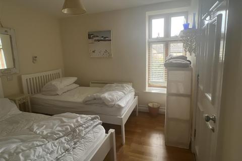 2 bedroom flat for sale, Kenegie Manor, Gulval TR20
