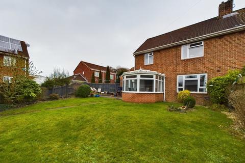 3 bedroom semi-detached house for sale, Auchinleck Close, Driffield, YO25 9HE