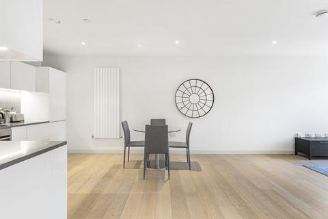 2 bedroom apartment to rent, 51 Starboard Way, London E16