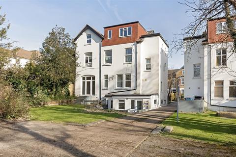 undefined, 26 Birdhurst Rise, South Croydon CR2