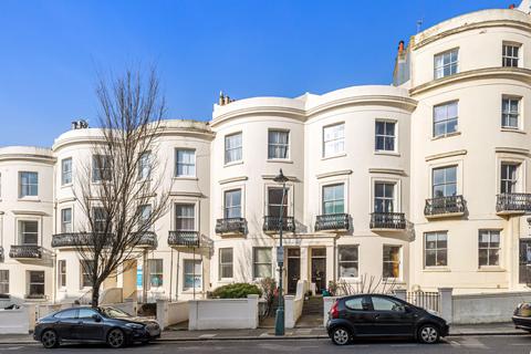 2 bedroom apartment for sale, Lansdowne Place, Hove BN3