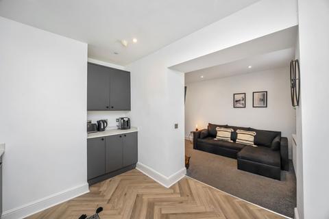 2 bedroom apartment for sale, Lansdowne Place, Hove BN3