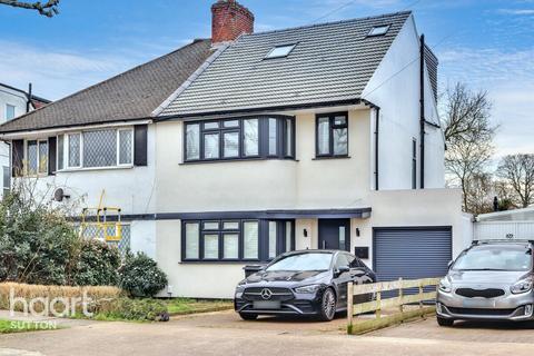 5 bedroom semi-detached house to rent, Manor Drive North, New Malden