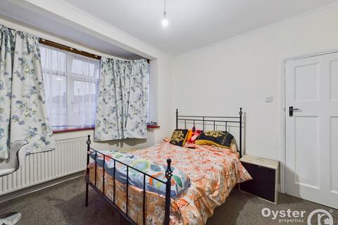 58 Raeburn Road, Edgware, HA8 5TP
