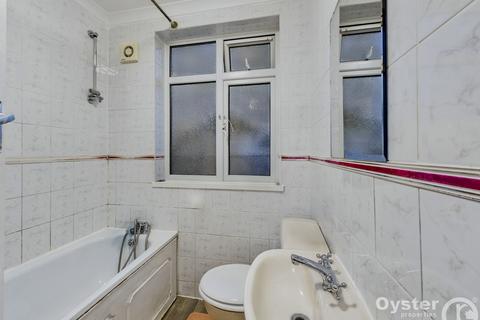 58 Raeburn Road, Edgware, HA8 5TP