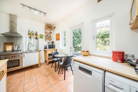 133 Coteford Street, London, SW17 8NX