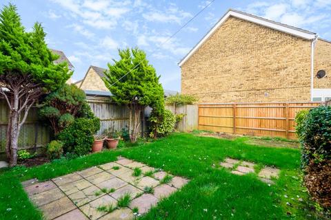 3 bedroom end of terrace house for sale, Burwell Meadow,  Witney,  OX28