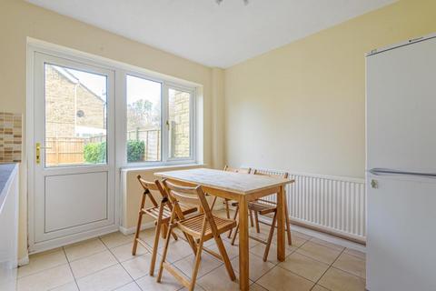 3 bedroom end of terrace house for sale, Burwell Meadow,  Witney,  OX28