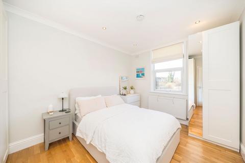 1 bedroom flat for sale, Faversham Road, London SE6