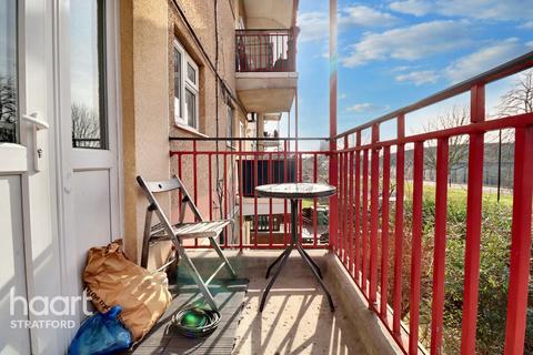 33 Dawn Crescent, London, E15 3PB
