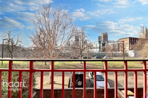 33 Dawn Crescent, London, E15 3PB