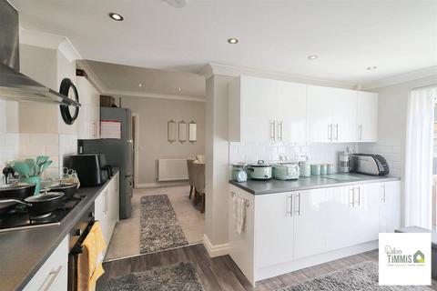 107 Wilson Road, Stoke-on-trent, ST4 4QE
