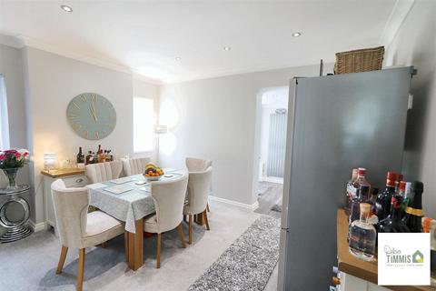 107 Wilson Road, Stoke-on-trent, ST4 4QE