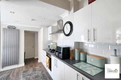 107 Wilson Road, Stoke-on-trent, ST4 4QE