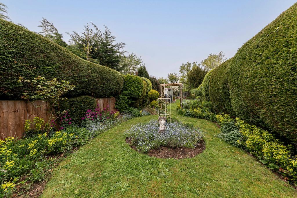 Rear Garden (3)
