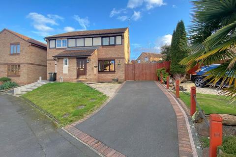 2 bedroom semi-detached house for sale, Trinity Road, Stourbridge DY8