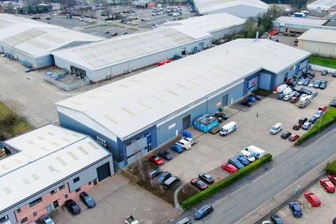 Industrial unit to rent, Unit A2 The Phoenix Centre, Beaumont Road, Banbury, OX16 1RH