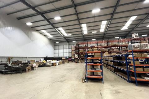 Industrial unit to rent, Unit A2 The Phoenix Centre, Beaumont Road, Banbury, OX16 1RH