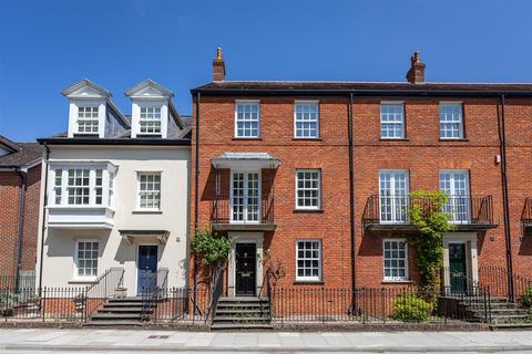 4 bedroom terraced house to rent, Cathedral Views, Cranebridge Road, Salisbury