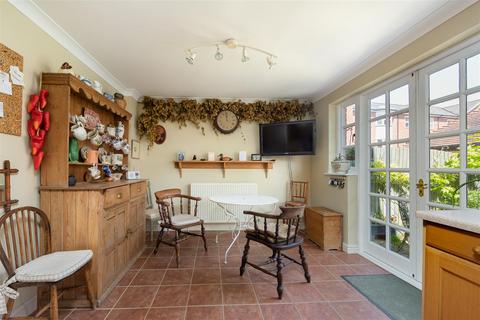 4 bedroom terraced house to rent, Cathedral Views, Cranebridge Road, Salisbury