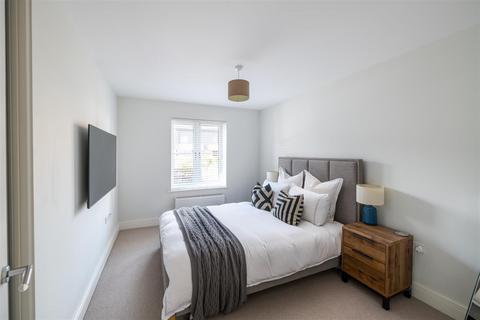 Flat 1, Brambling Court, 4 Brocklehurst Way, Horley, RH6 8GP