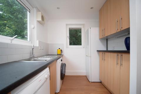 69 Barleycorn Way, London, E14 8DE