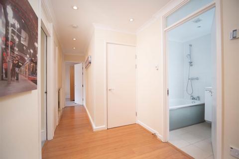 69 Barleycorn Way, London, E14 8DE