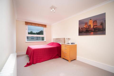69 Barleycorn Way, London, E14 8DE