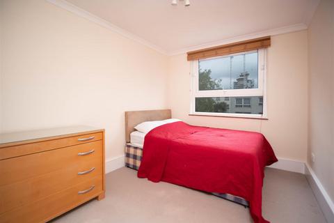 69 Barleycorn Way, London, E14 8DE