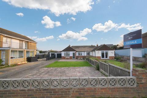 2 bedroom semi-detached bungalow for sale, Swalecliffe Avenue, Herne Bay CT6