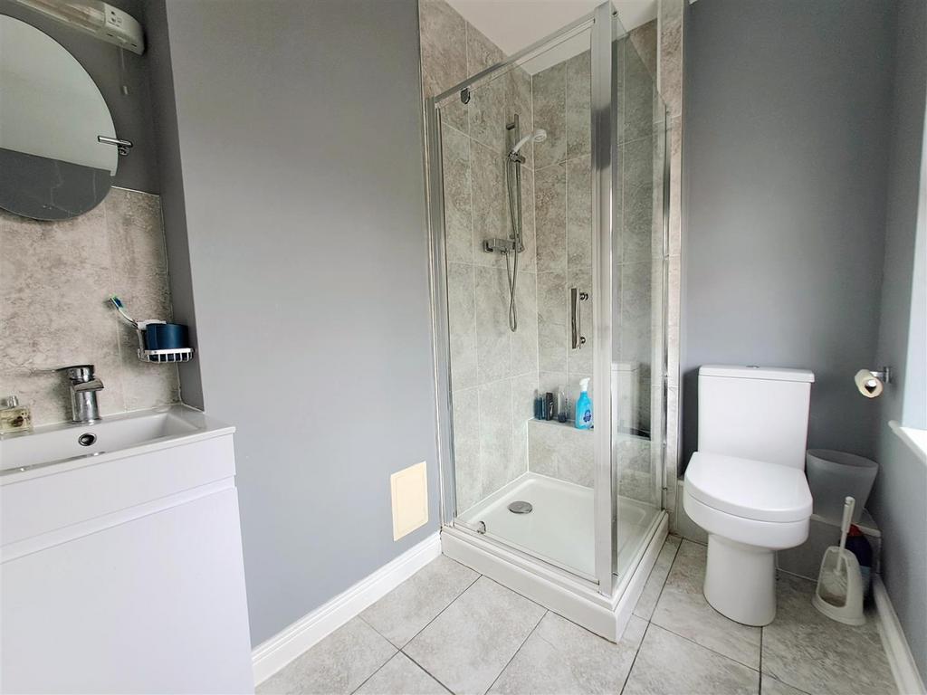 En Suite Shower Room