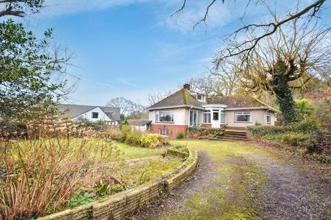 3 bedroom detached bungalow for sale, 7 Longmeadow Drive, Dinas Powys, CF64 4TA