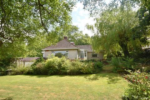 3 bedroom detached bungalow for sale, 7 Longmeadow Drive, Dinas Powys, CF64 4TA