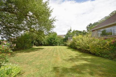 3 bedroom detached bungalow for sale, 7 Longmeadow Drive, Dinas Powys, CF64 4TA