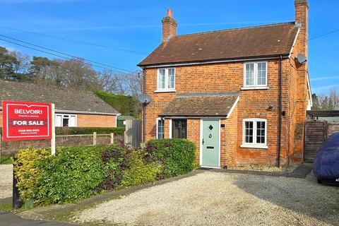 1 bedroom semi-detached house for sale, Shyshack Lane, Baughurst, RG26