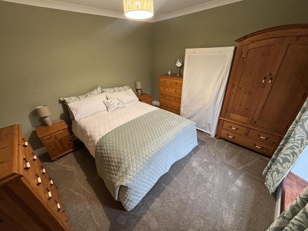 Rear bedroom 3