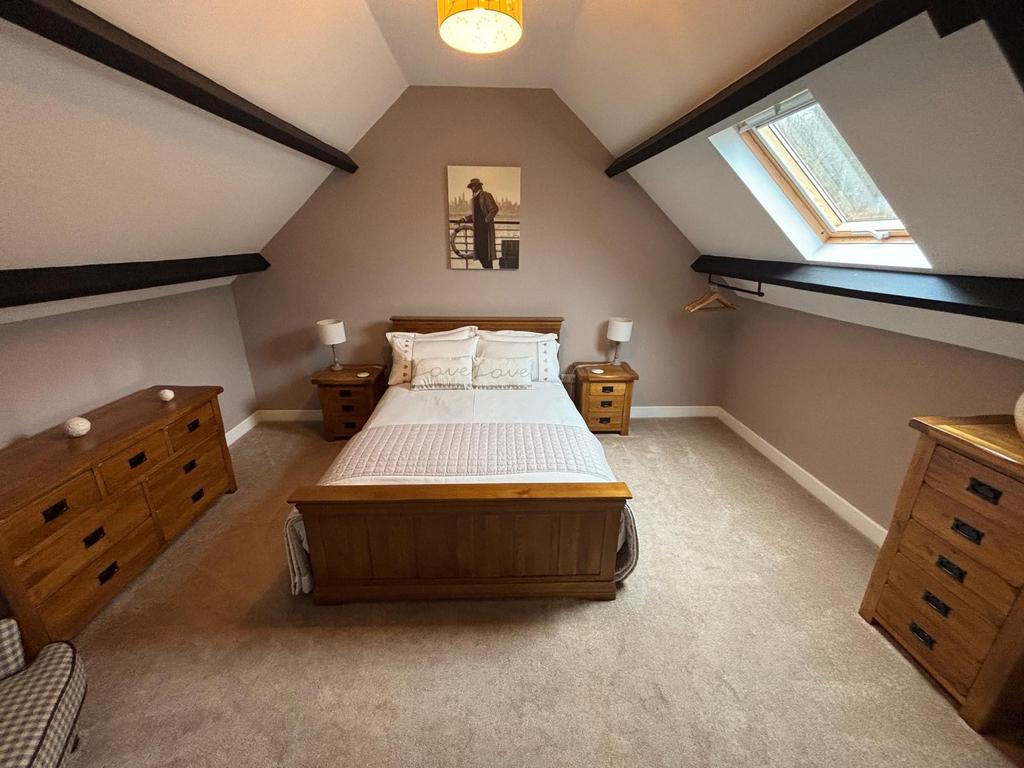Bedroom 1 (holiday cottage)