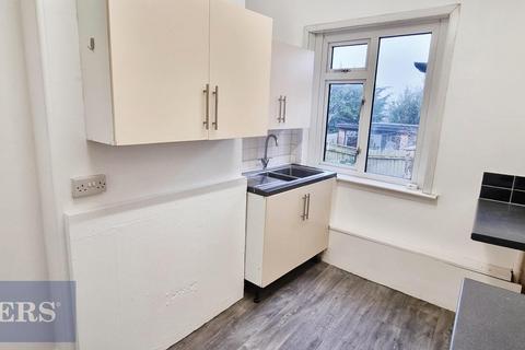 2 bedroom maisonette to rent, Mount Pleasant Road, Exeter