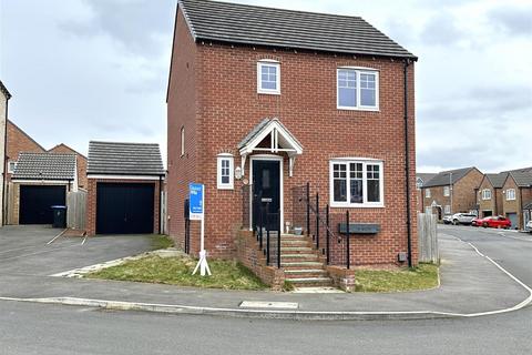 3 bedroom detached house for sale, Lord Close, Acklam, TS5 8FF