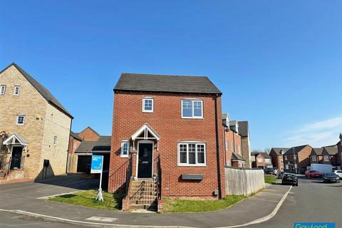 3 bedroom detached house for sale, Lord Close, Acklam, TS5 8FF