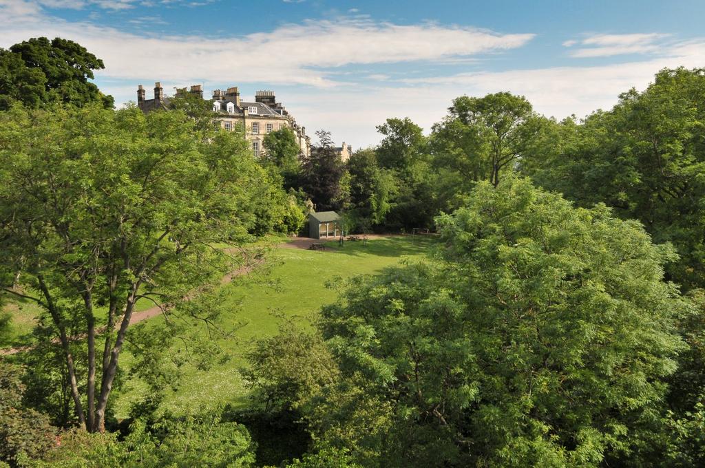 Dean Gardens