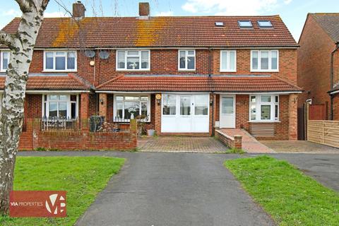 3 bedroom terraced house for sale, Monkswood Avenue, Waltham Abbey EN9